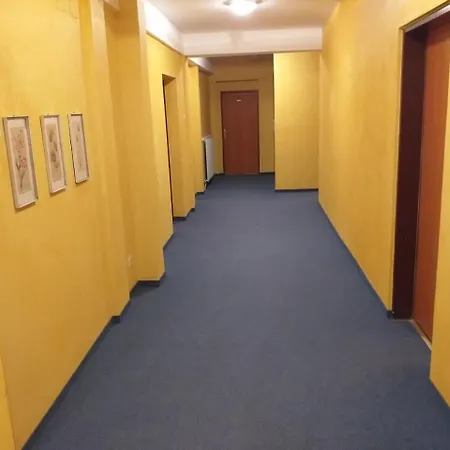 Motel Arena